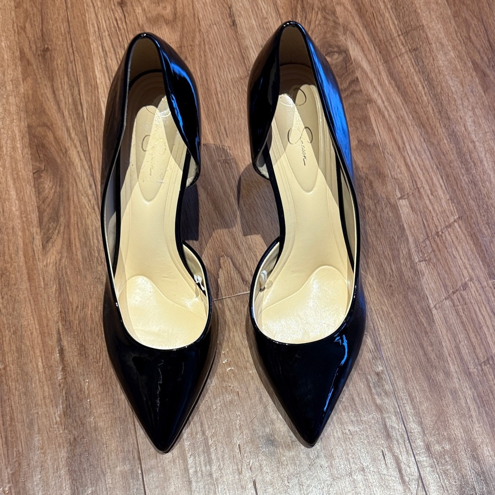 Jessica Simpson Black Patent Pointed-Toe D'Orsay Pumps